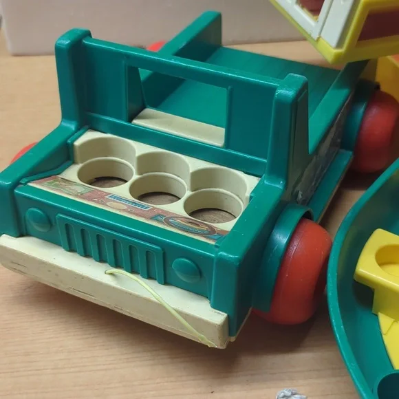 #16 Vintage 1974 Fisher Price Play Family Camper Little People Playset #994